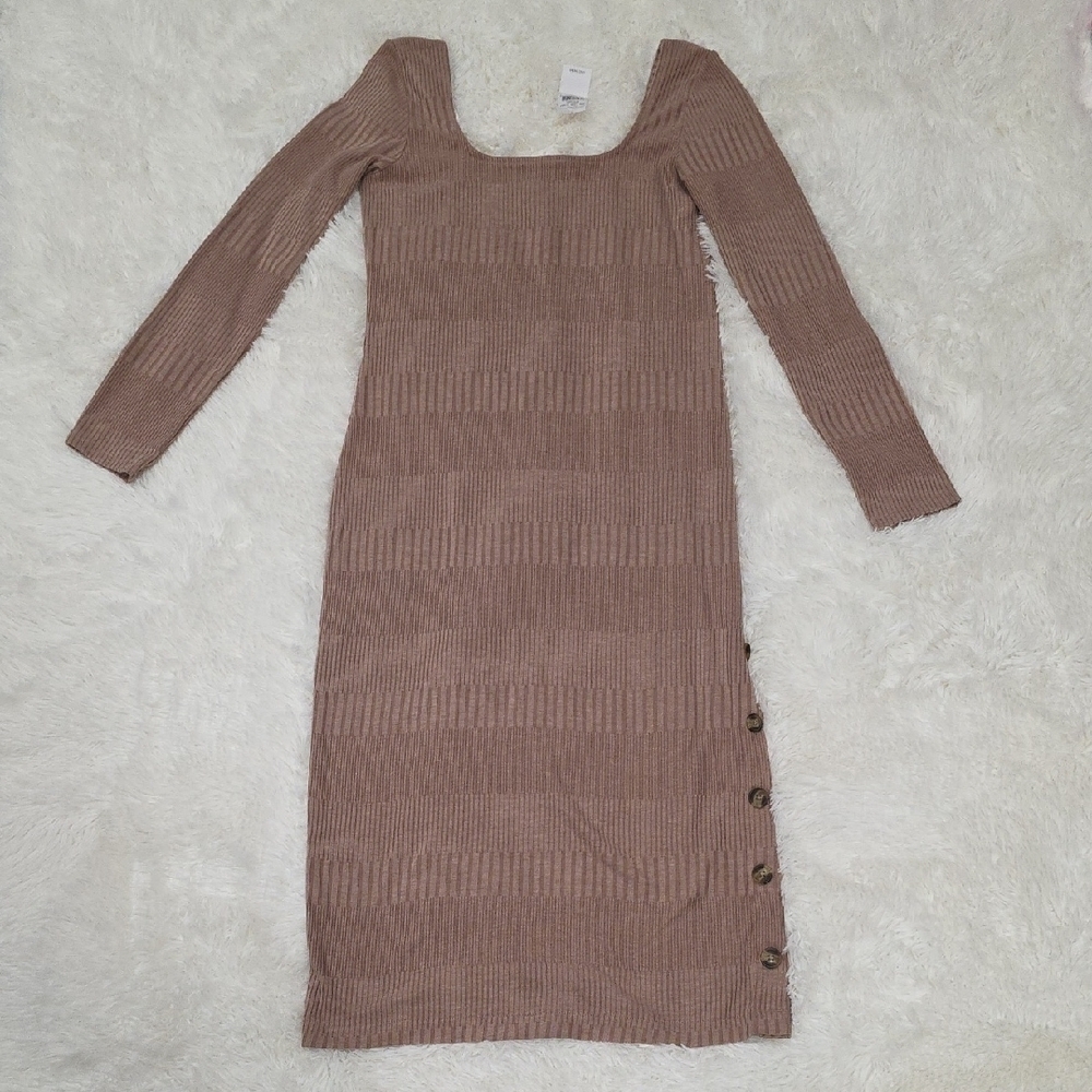 American Eagle Outfitters Brown Long Sleeve Dress. Size M. NWT